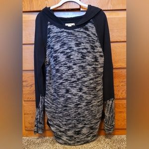 RuffHewn Top. So comfy. Snag repair in front.Washes well despite!🙂